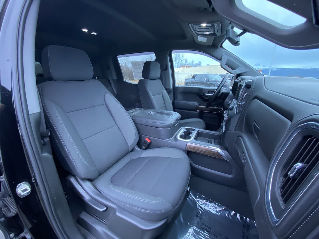 Thumbnail: 2021 Chevrolet Silverado 1500 - 25