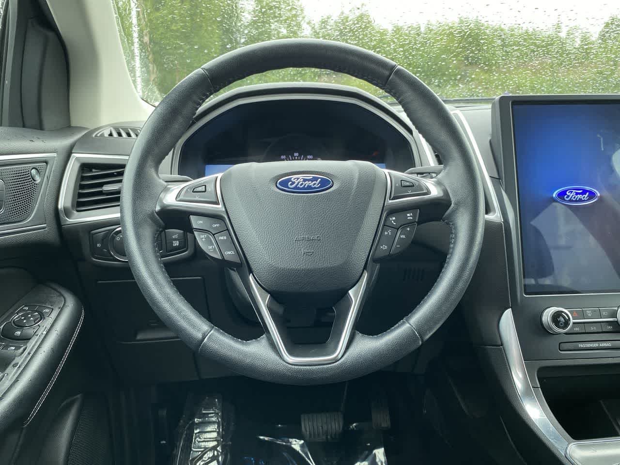 Thumbnail: 2022 Ford Edge - 20