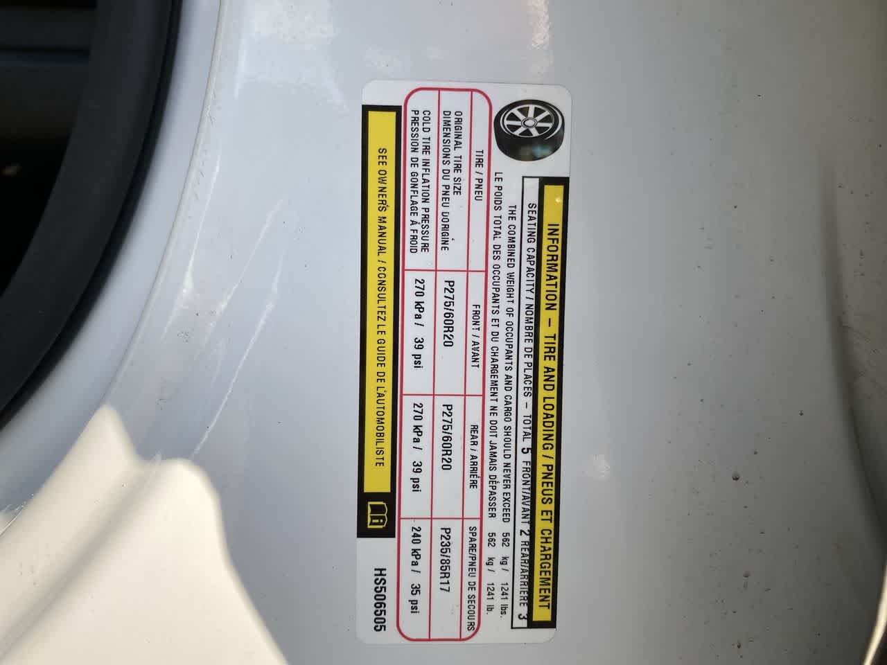 2017 RAM 1500 Sport 23