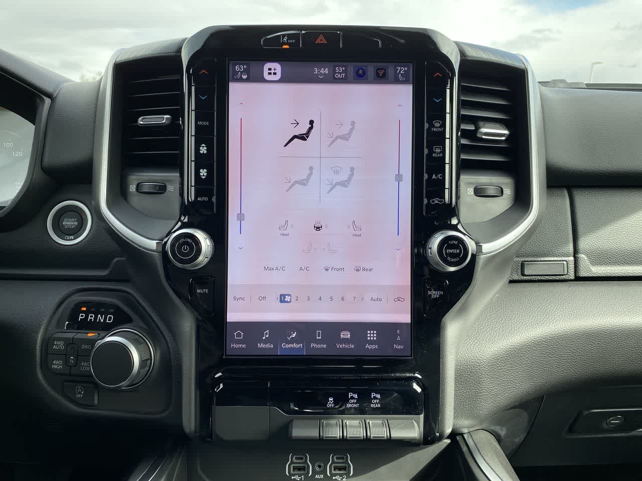 Thumbnail: 2025 RAM 1500 - 25