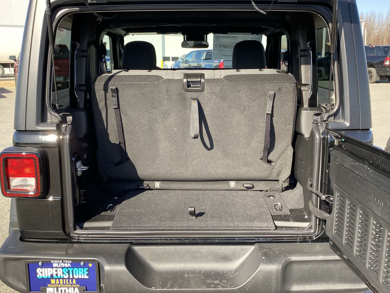 Thumbnail: 2025 Jeep Wrangler - 25