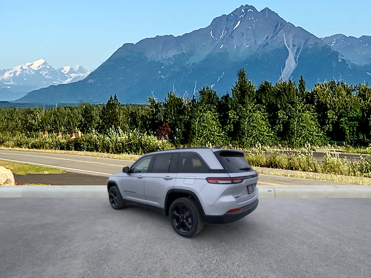 Thumbnail: 2026 Jeep Grand Cherokee - 4