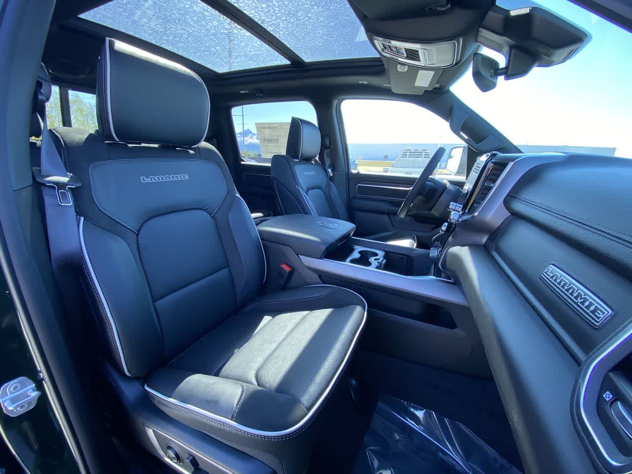 Thumbnail: 2026 RAM 1500 - 26