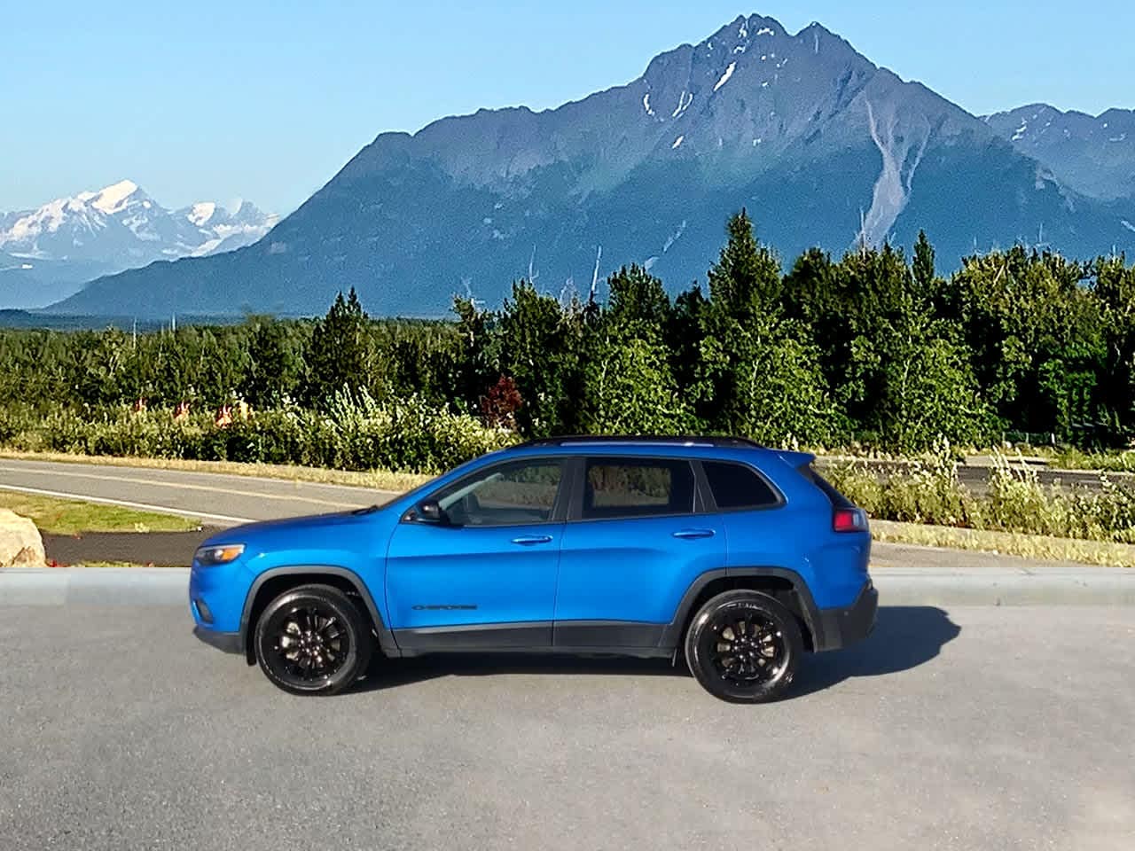 Thumbnail: 2023 Jeep Cherokee - 2