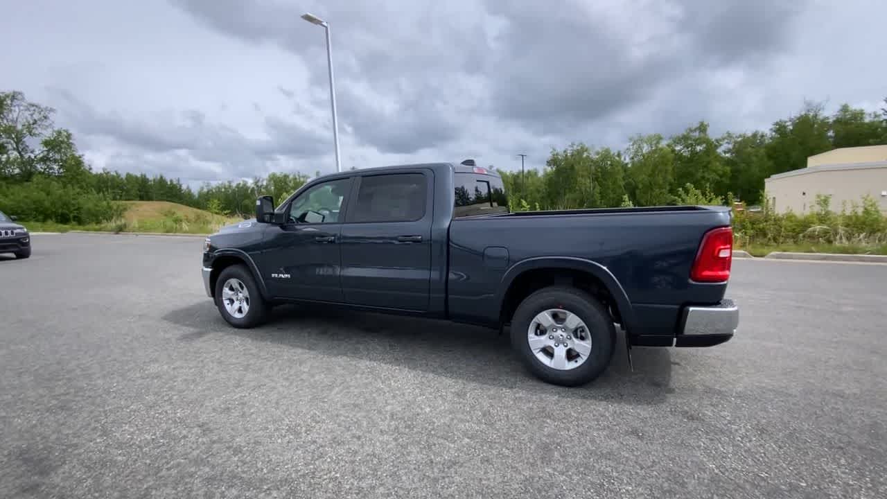 Thumbnail: 2025 RAM 1500 - 9