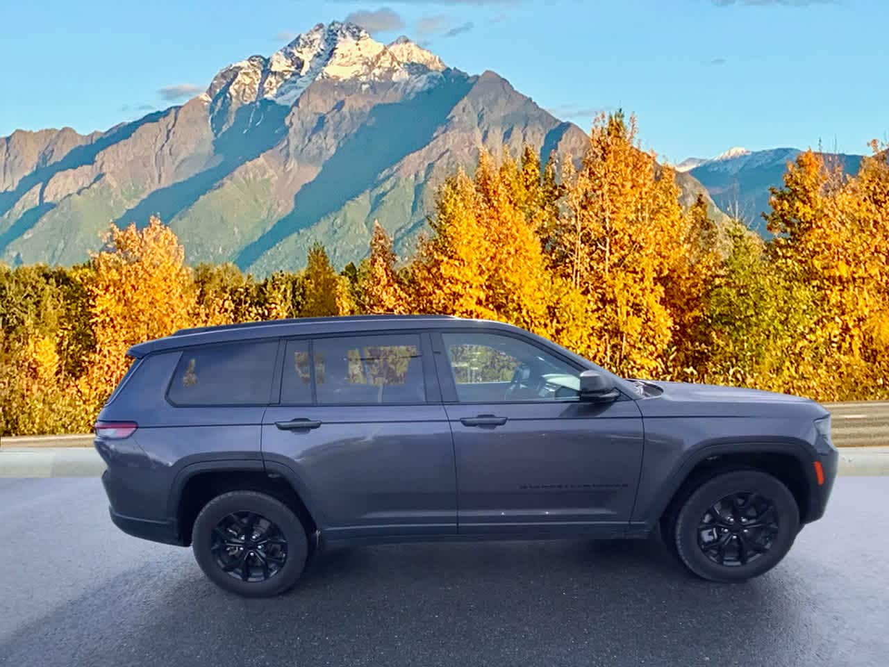 Thumbnail: 2024 Jeep Grand Cherokee L - 6