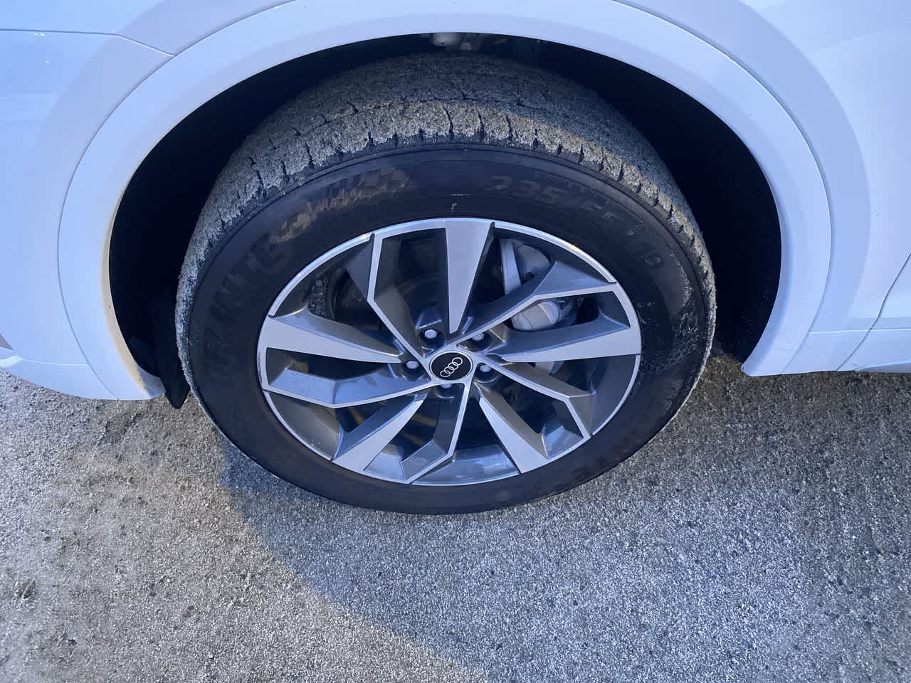 Thumbnail: 2023 Audi Q5 - 10