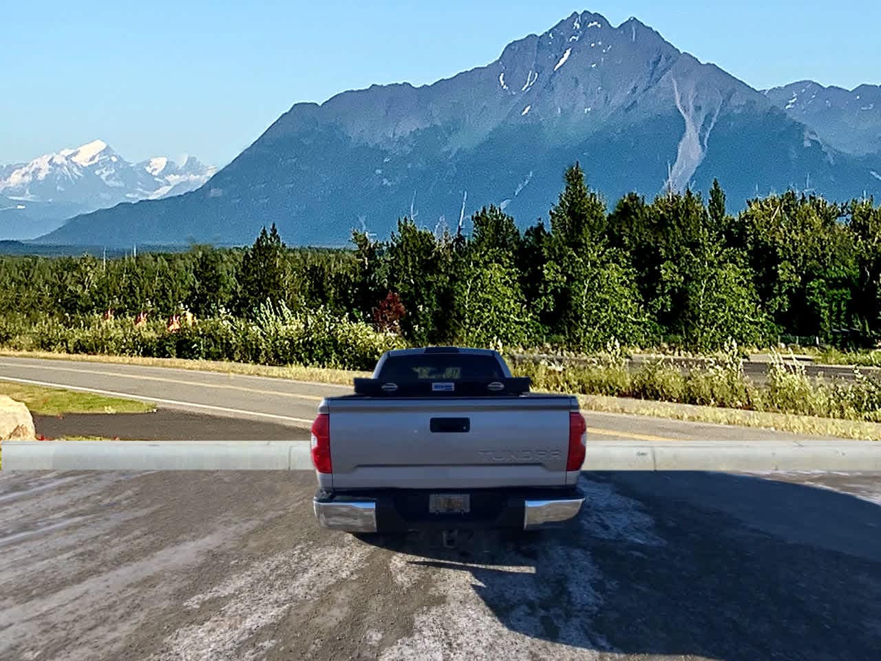 Thumbnail: 2018 Toyota Tundra - 4