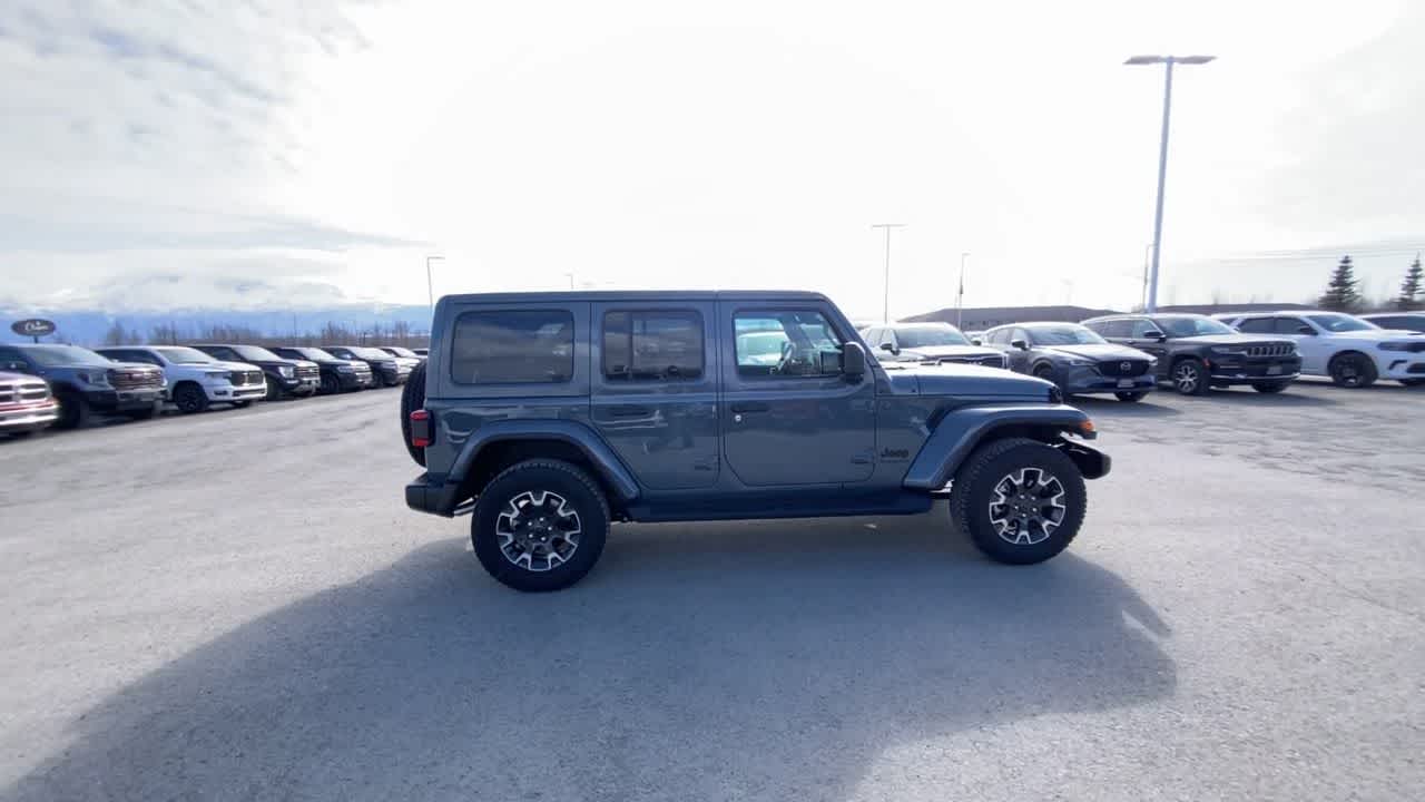 Thumbnail: 2026 Jeep Wrangler - 15
