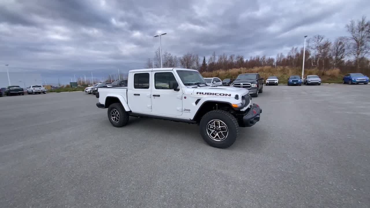 Thumbnail: 2025 Jeep Gladiator - 7