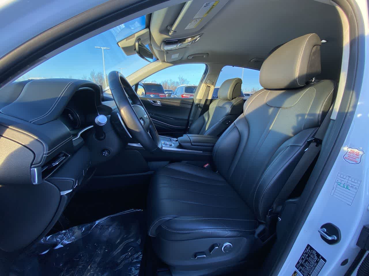 Thumbnail: 2024 Genesis GV80 - 11