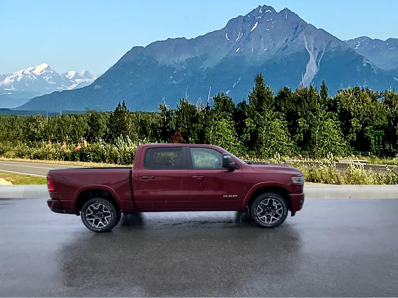 Thumbnail: 2025 RAM 1500 - 8