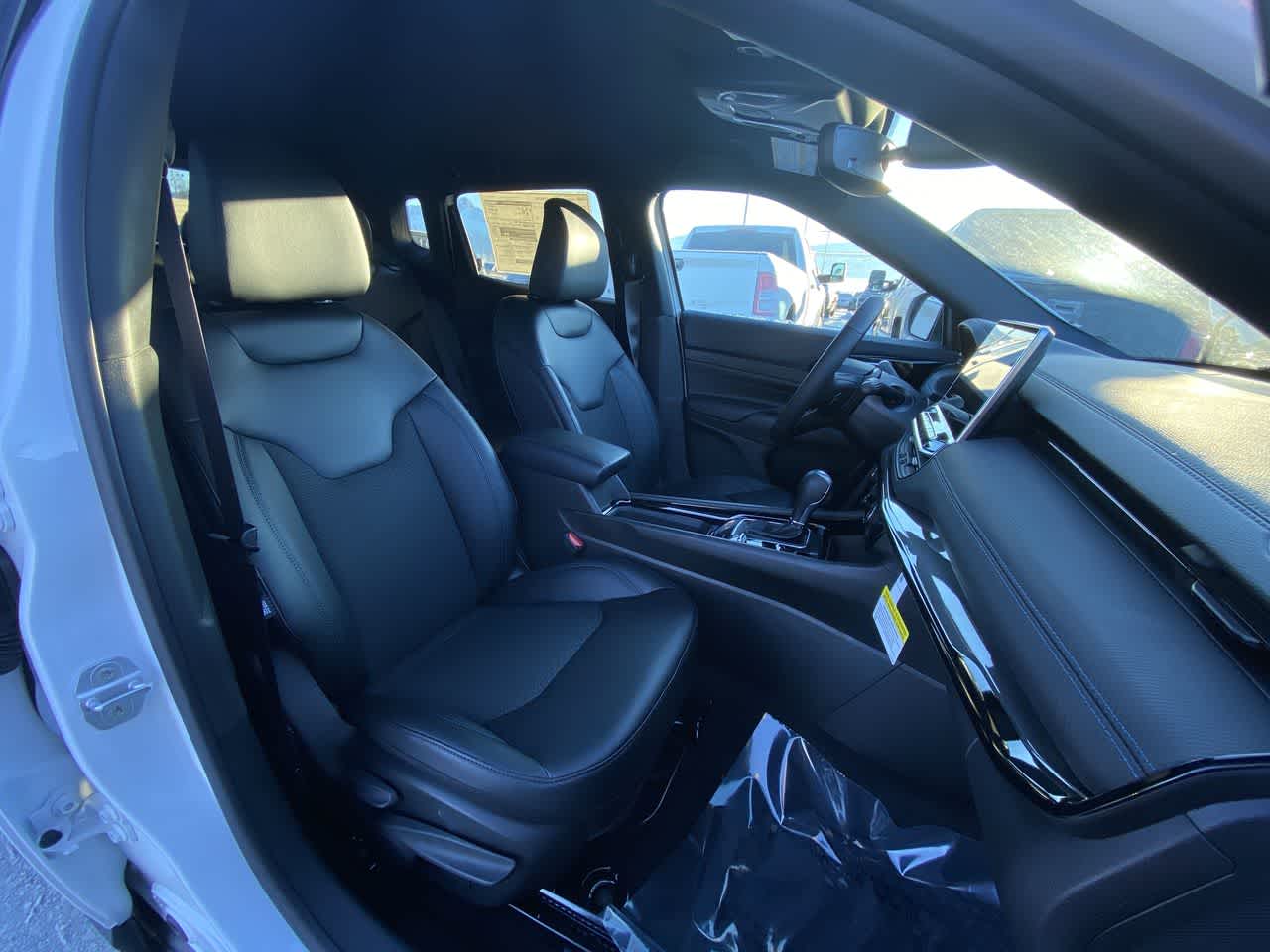 Thumbnail: 2026 Jeep Compass - 25