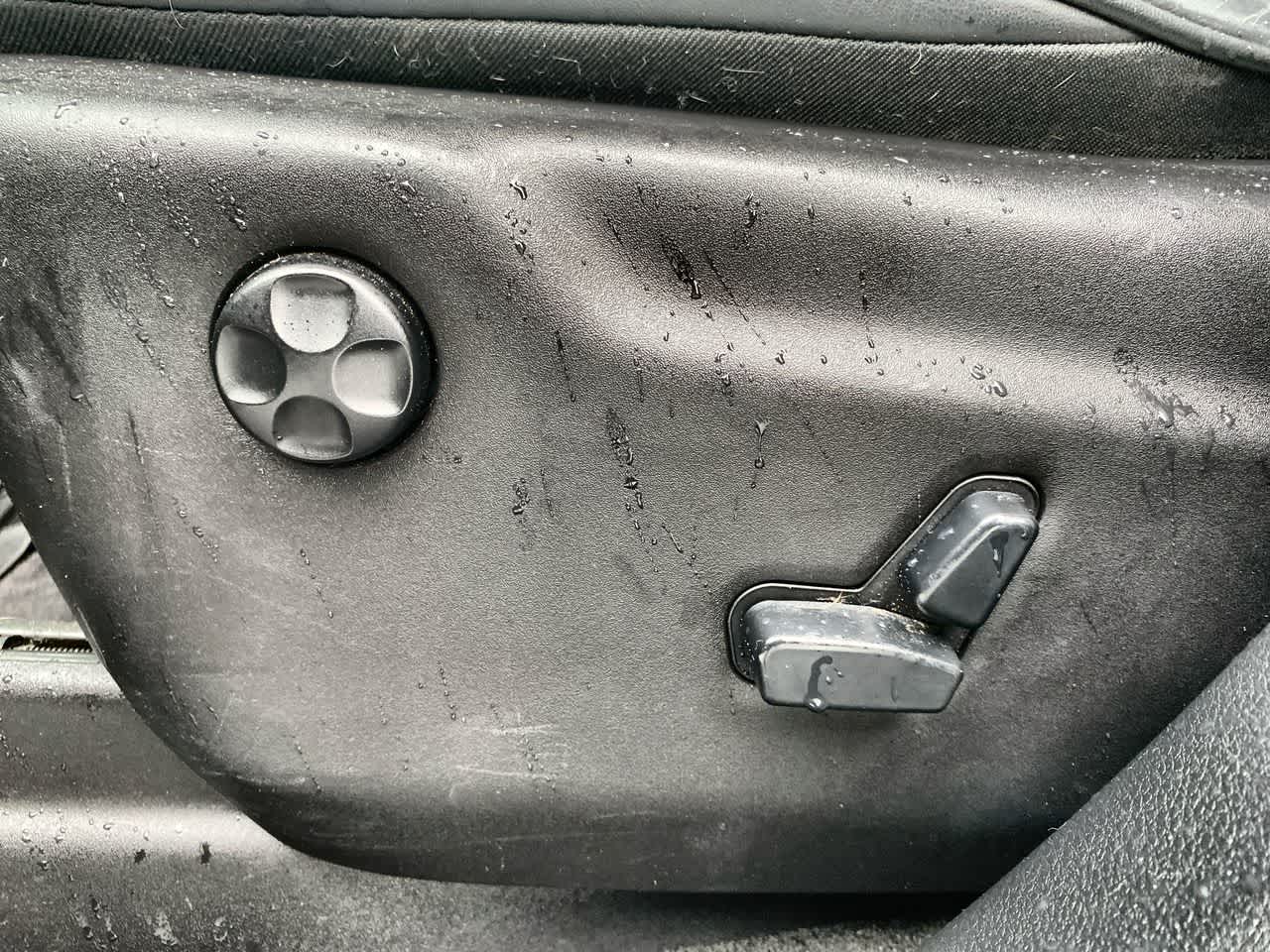 Thumbnail: 2015 Jeep Grand Cherokee - 12