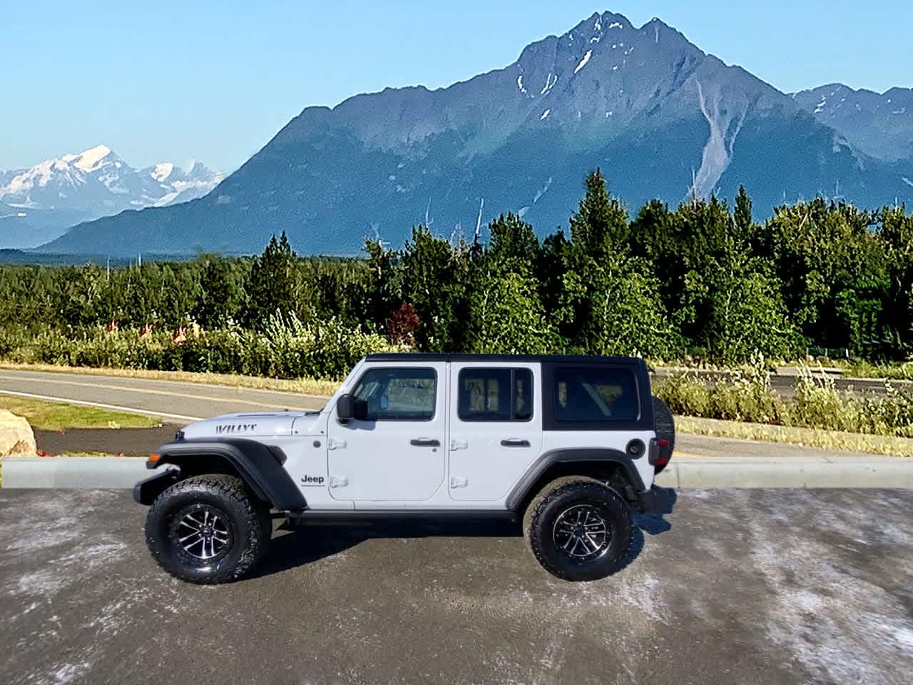 Thumbnail: 2026 Jeep Wrangler - 2