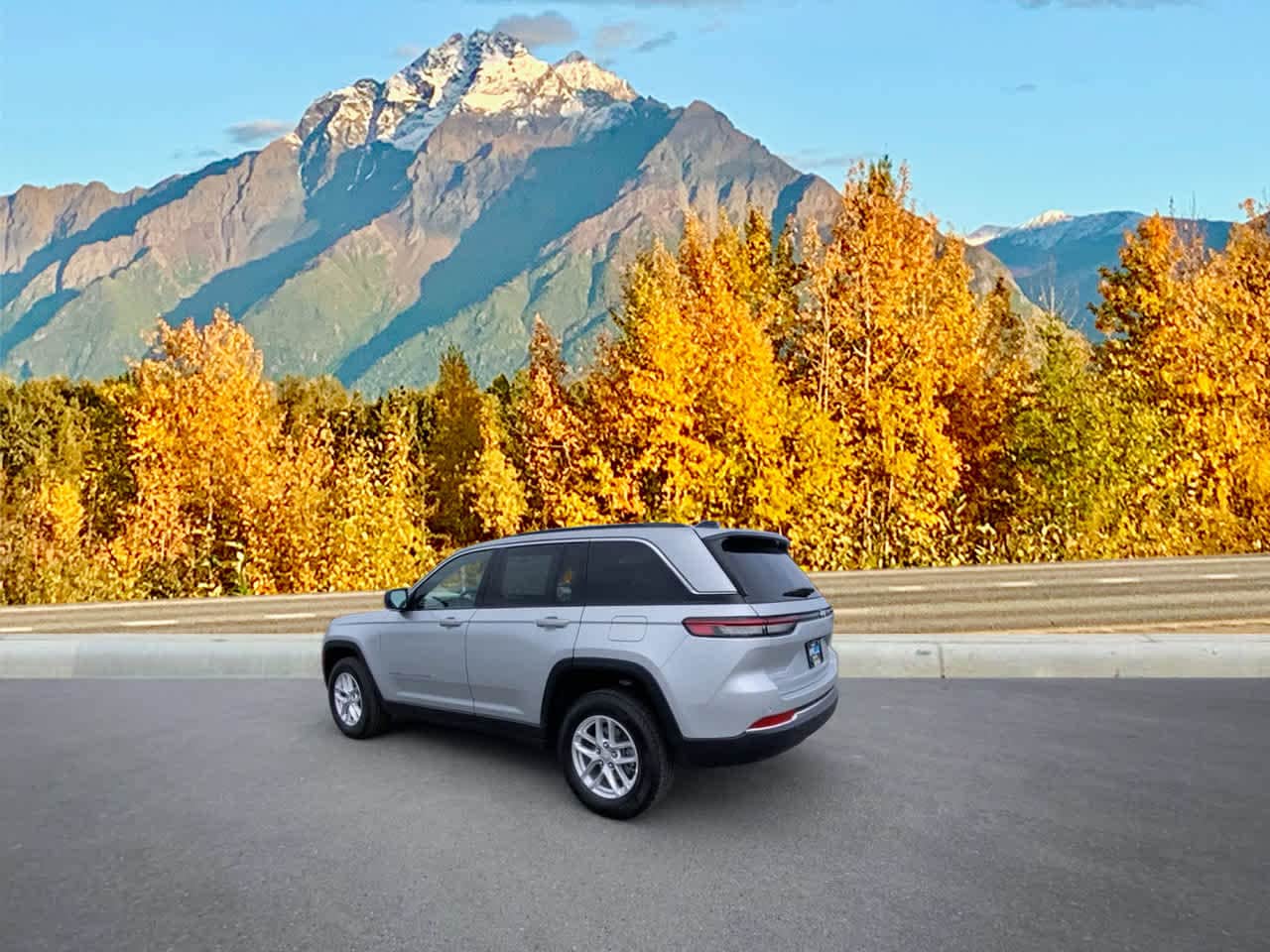 Thumbnail: 2025 Jeep Grand Cherokee - 3