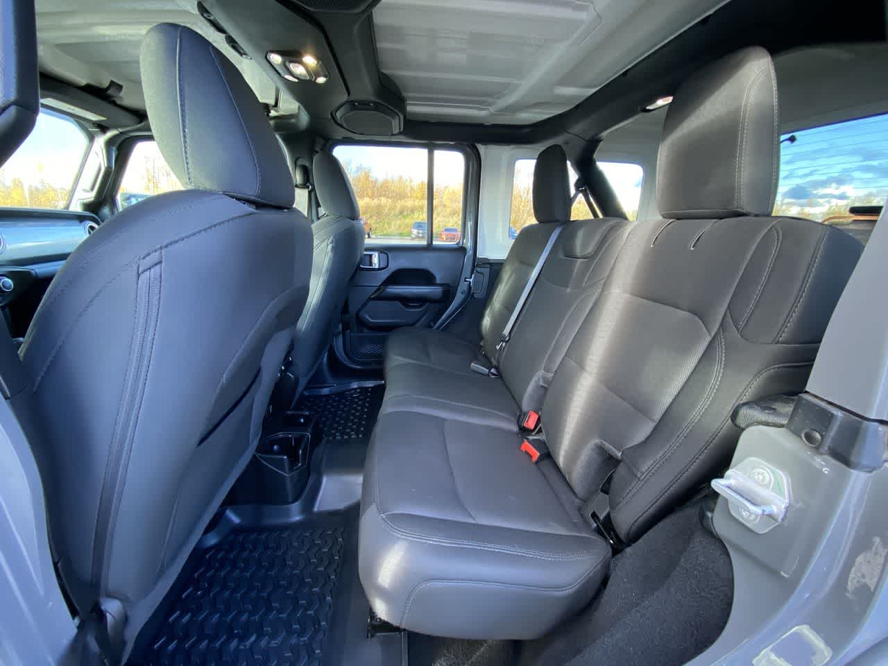 Thumbnail: 2020 Jeep Wrangler - 25