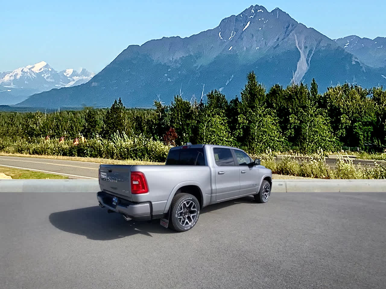 2025 RAM 1500 Laramie 5