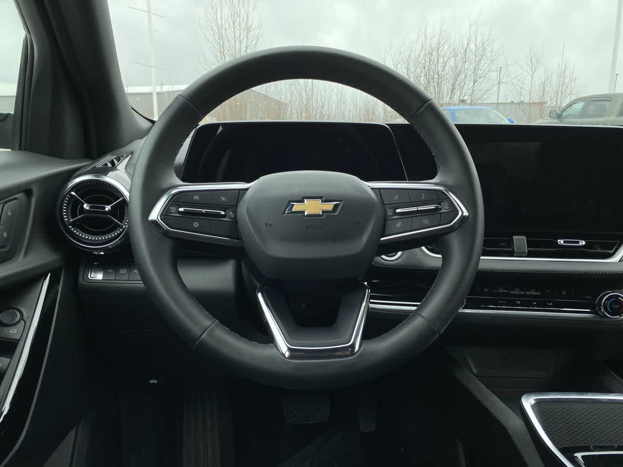Thumbnail: 2025 Chevrolet Equinox - 14
