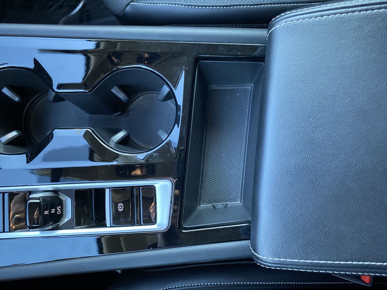 Thumbnail: 2024 Volkswagen Atlas - 21