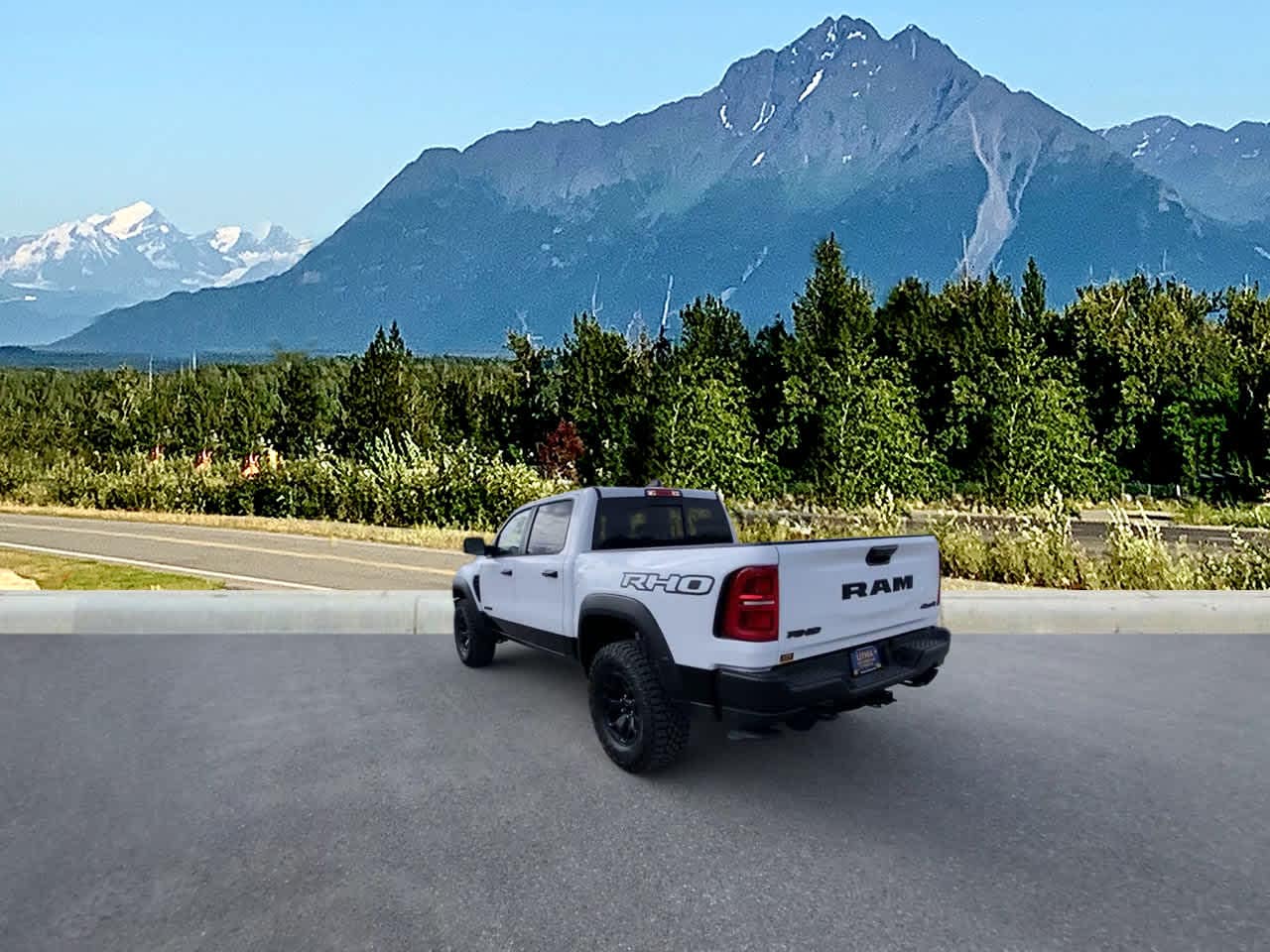 Thumbnail: 2026 RAM 1500 - 3