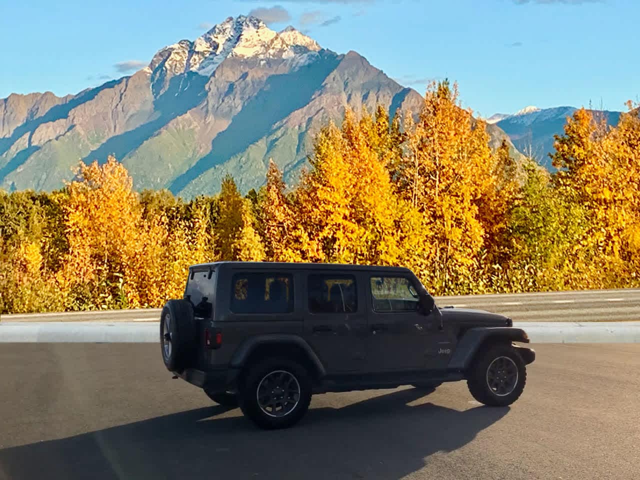 Thumbnail: 2020 Jeep Wrangler - 5