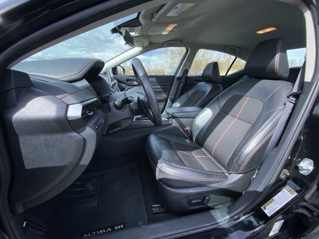 Thumbnail: 2022 Nissan Altima - 11