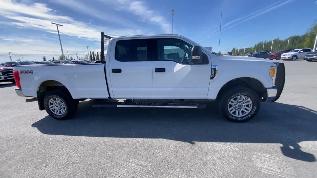 Thumbnail: 2017 Ford F-350 - 7