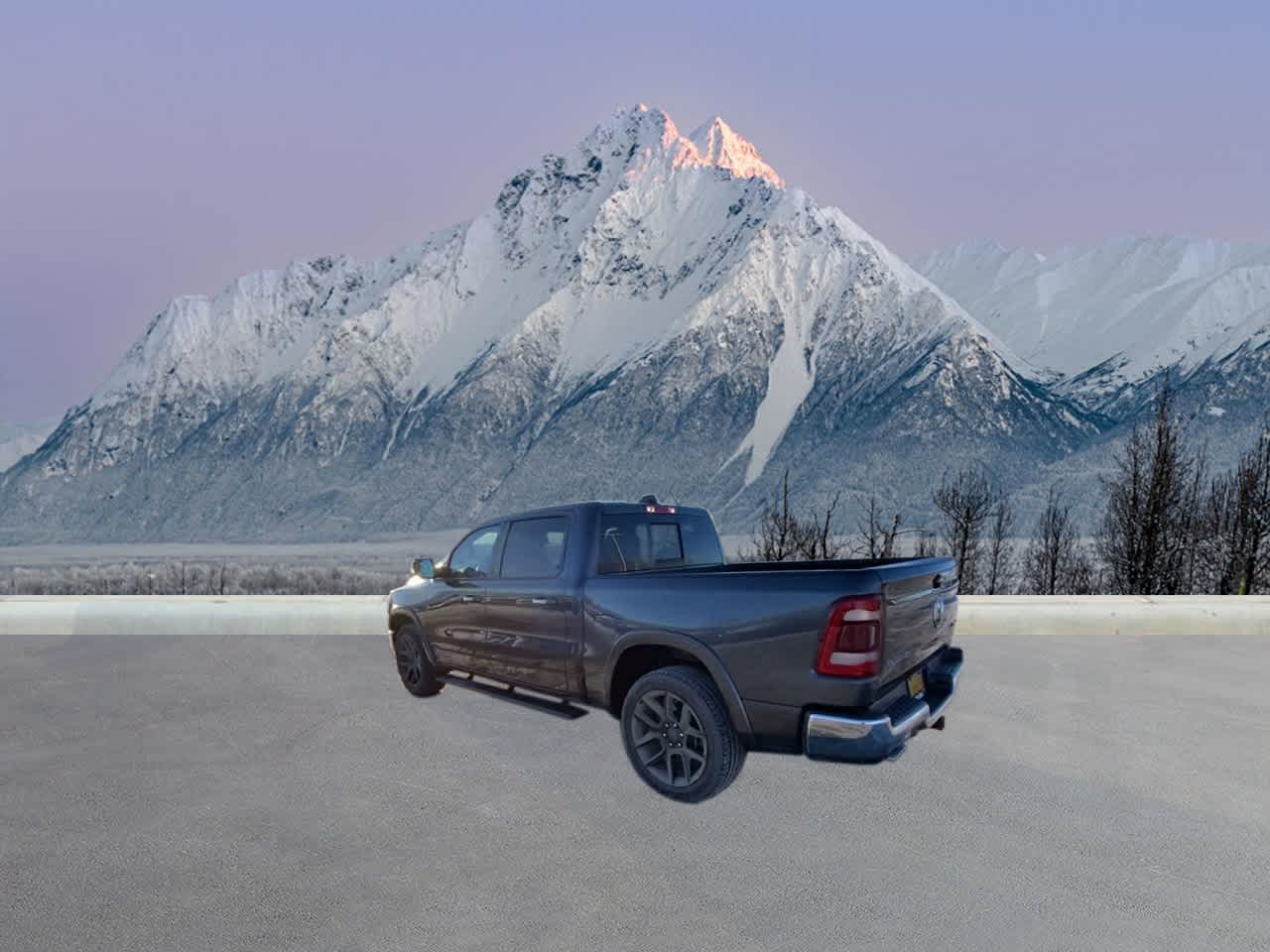 2022 Ram 1500 Laramie photo 2