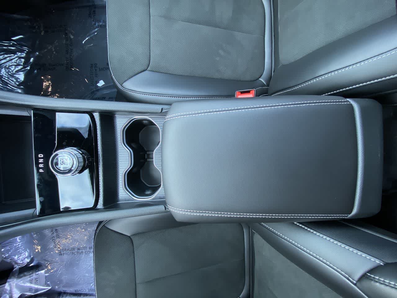 Thumbnail: 2025 Jeep Grand Cherokee - 22