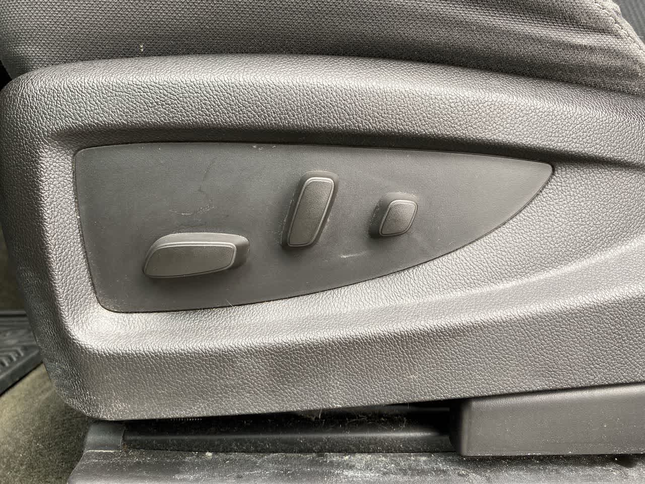 Thumbnail: 2016 Chevrolet Silverado 1500 - 12