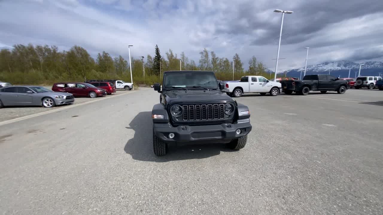 Thumbnail: 2026 Jeep Wrangler - 8