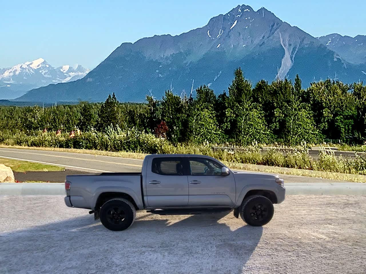 Thumbnail: 2019 Toyota Tacoma - 7