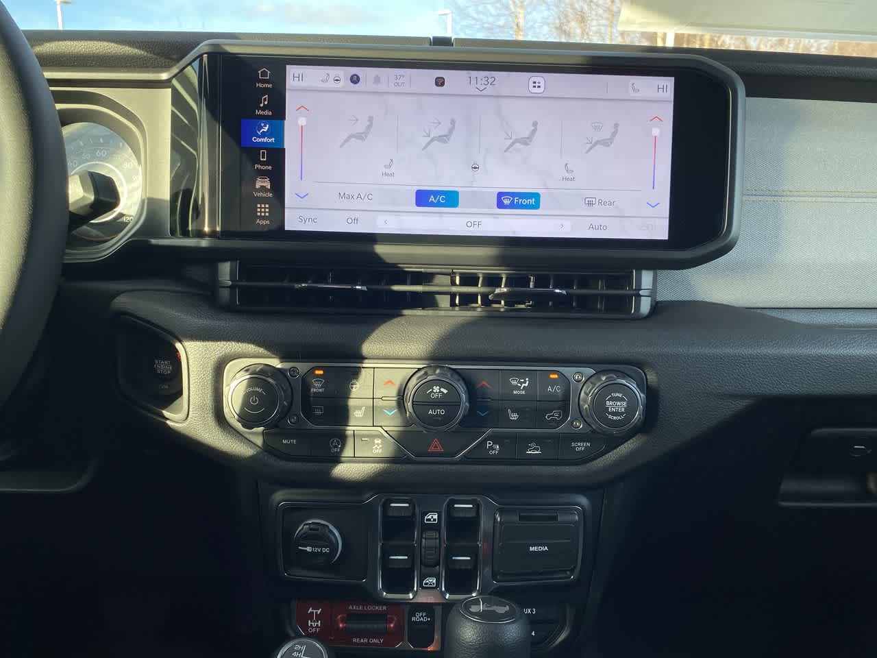 Thumbnail: 2026 Jeep Wrangler - 25