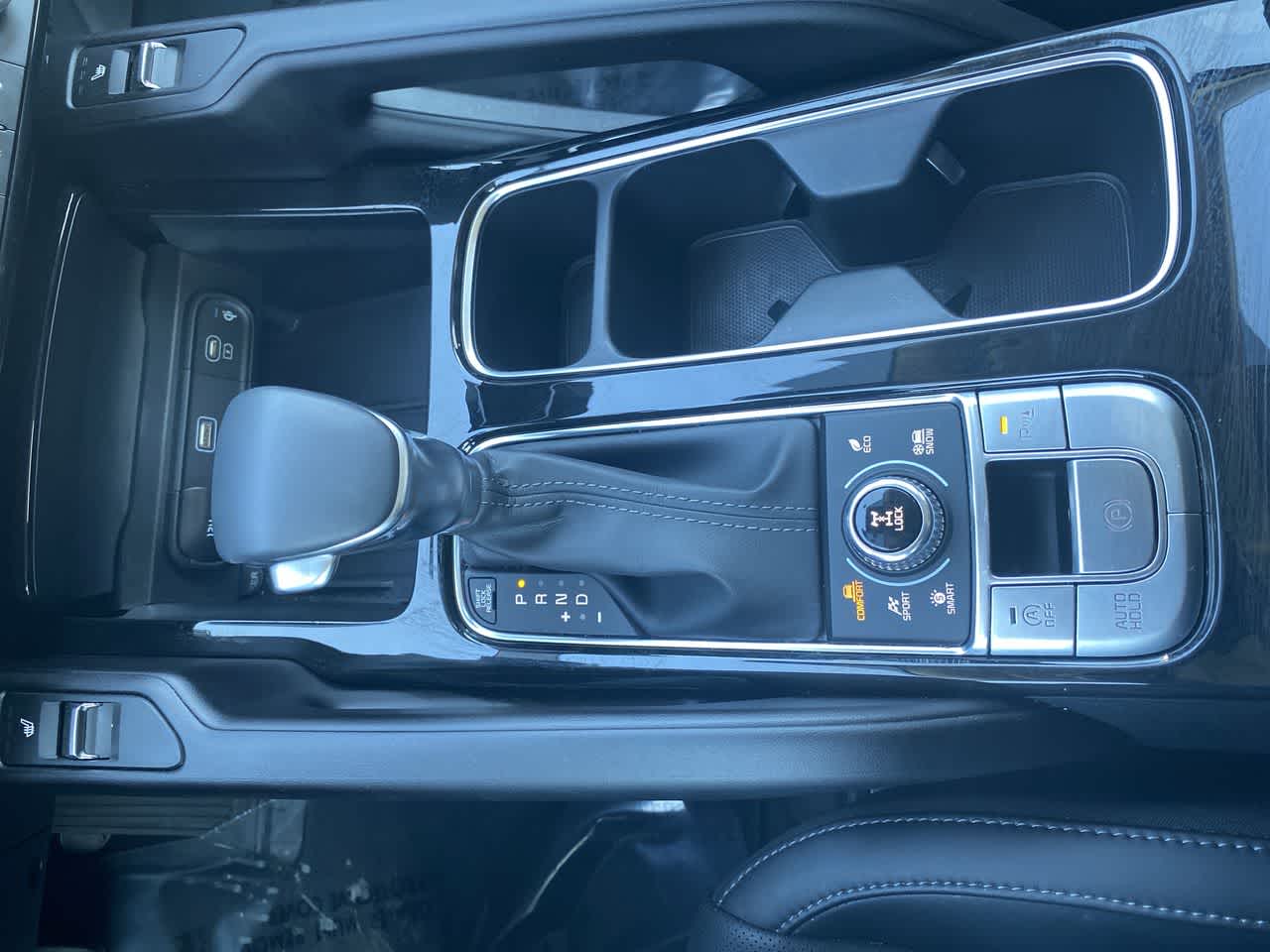 Thumbnail: 2025 Kia Telluride - 20