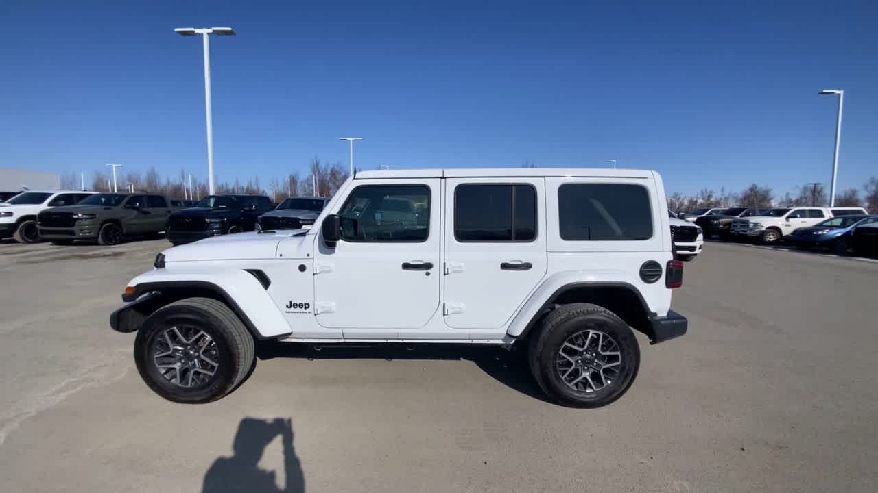 Thumbnail: 2025 Jeep Wrangler - 7