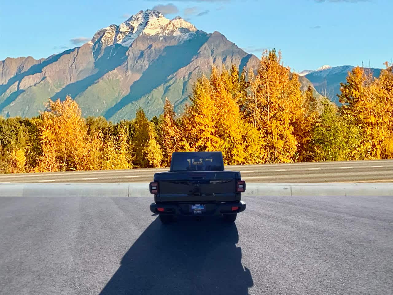 Thumbnail: 2025 Jeep Gladiator - 4