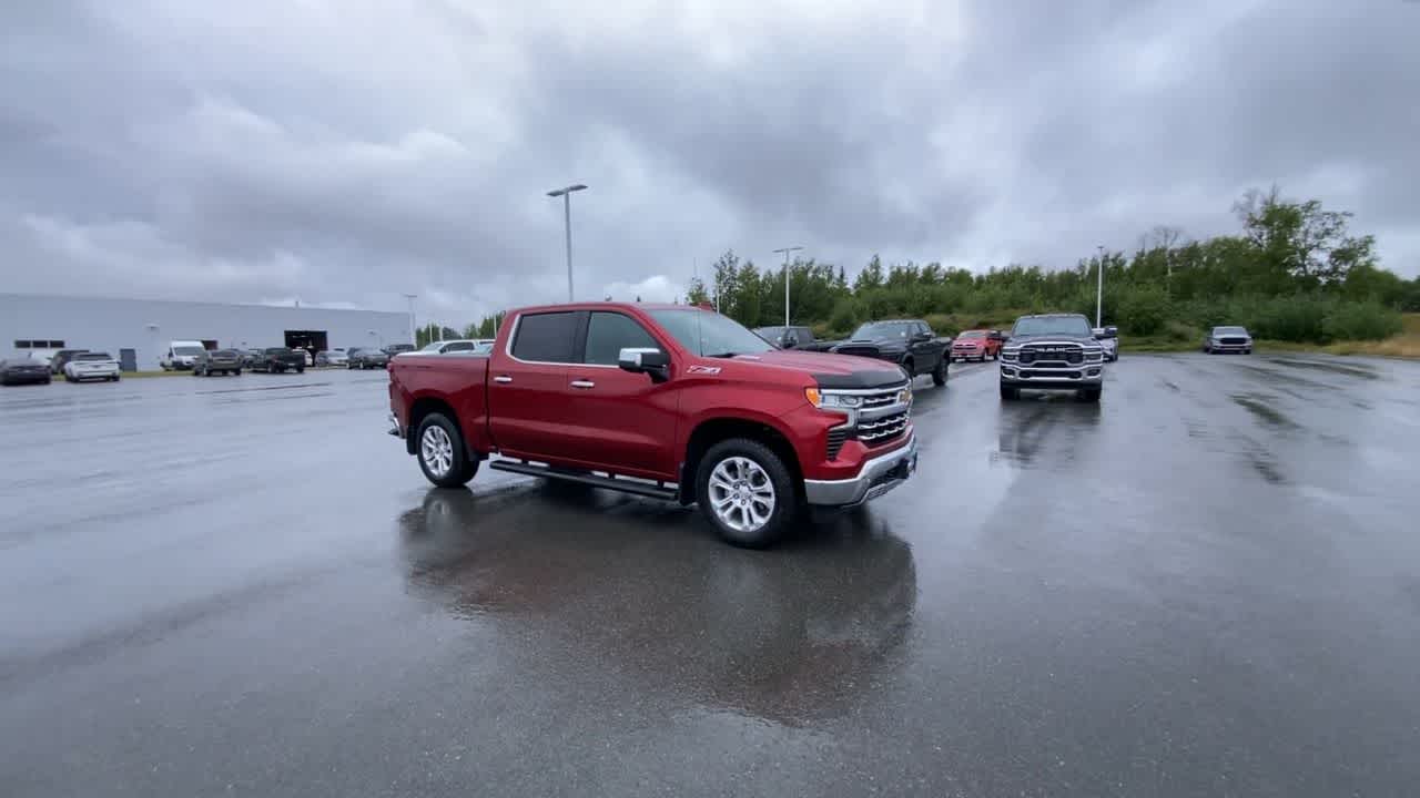 Thumbnail: 2023 Chevrolet Silverado 1500 - 7