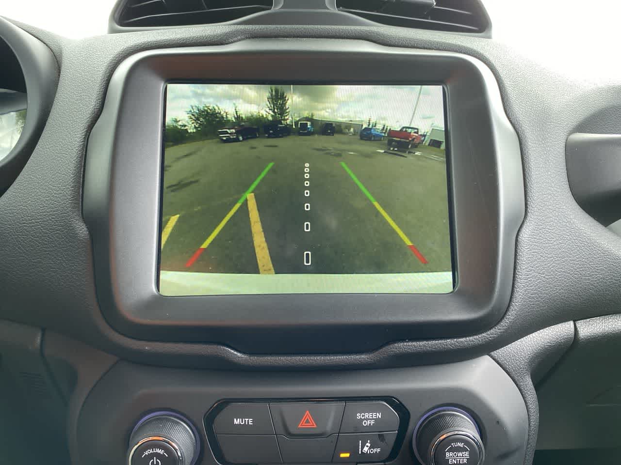 Thumbnail: 2023 Jeep Renegade - 17