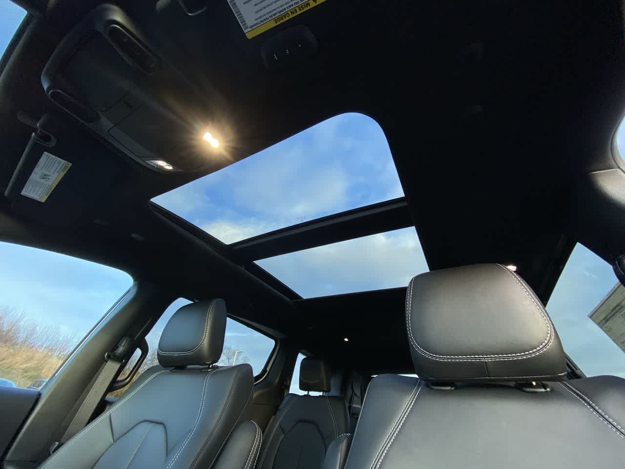 Thumbnail: 2026 Chrysler Pacifica - 22