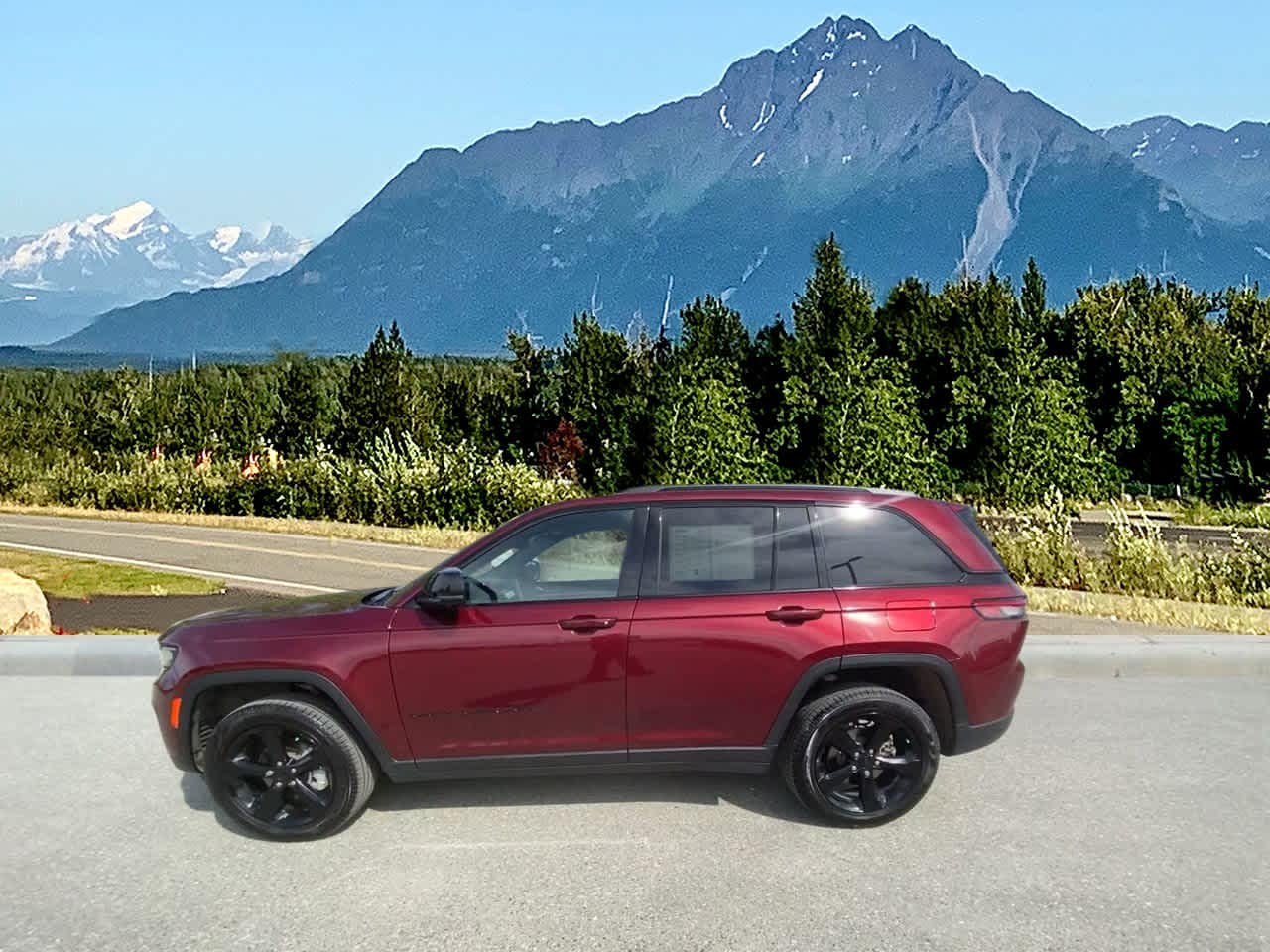 Thumbnail: 2025 Jeep Grand Cherokee - 2