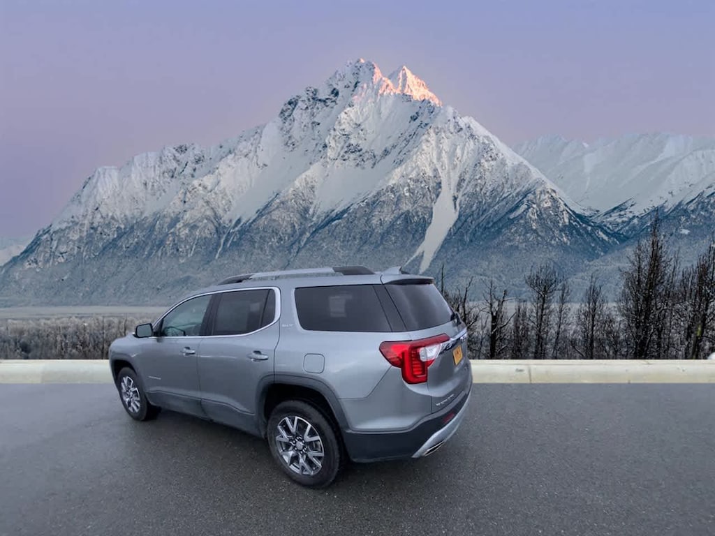 Used 2023 GMC Acadia SLT SUV