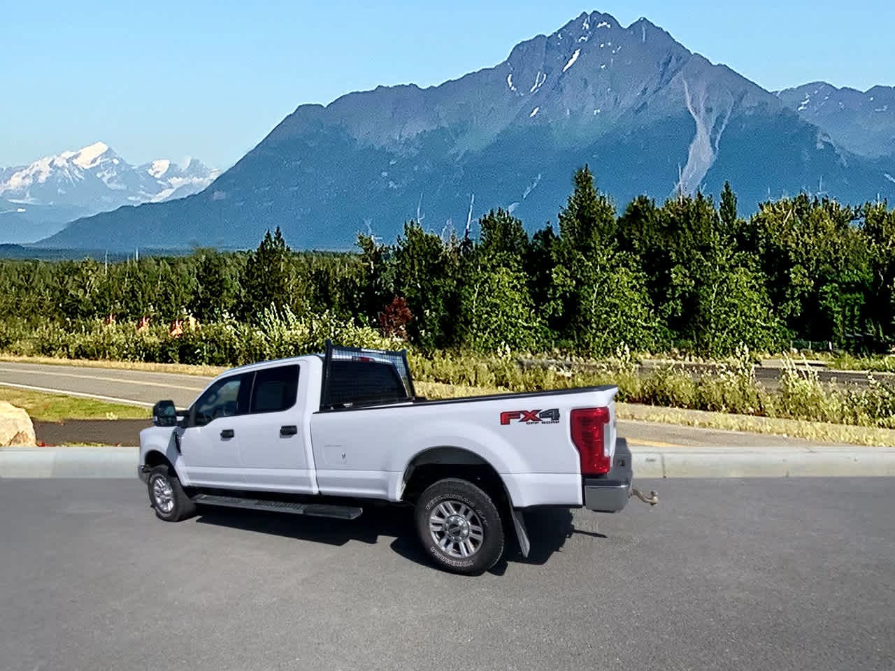 Thumbnail: 2017 Ford F-350 - 3