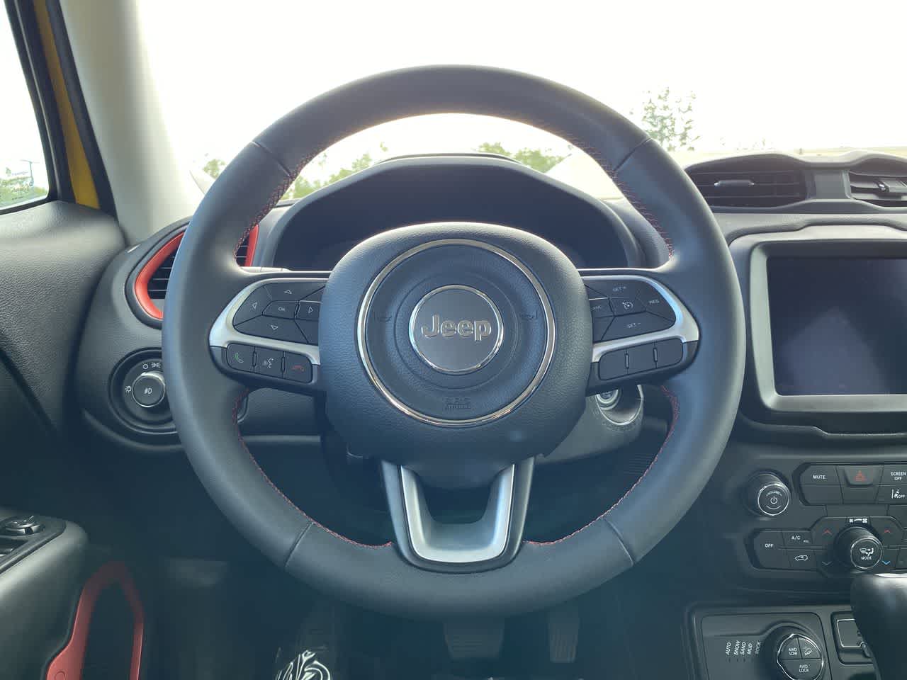 Thumbnail: 2023 Jeep Renegade - 14