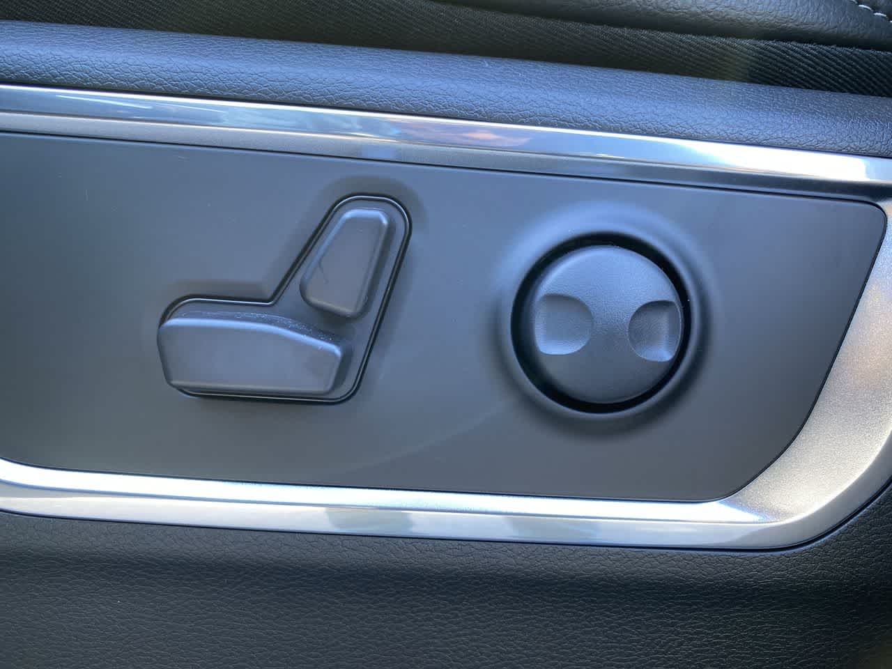 2025 RAM 1500 Laramie 12