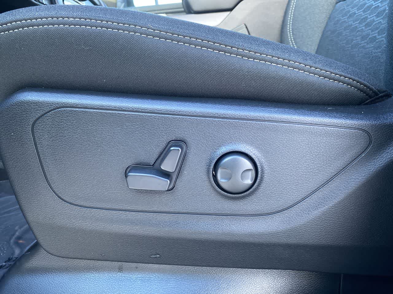 Thumbnail: 2026 RAM 1500 - 12