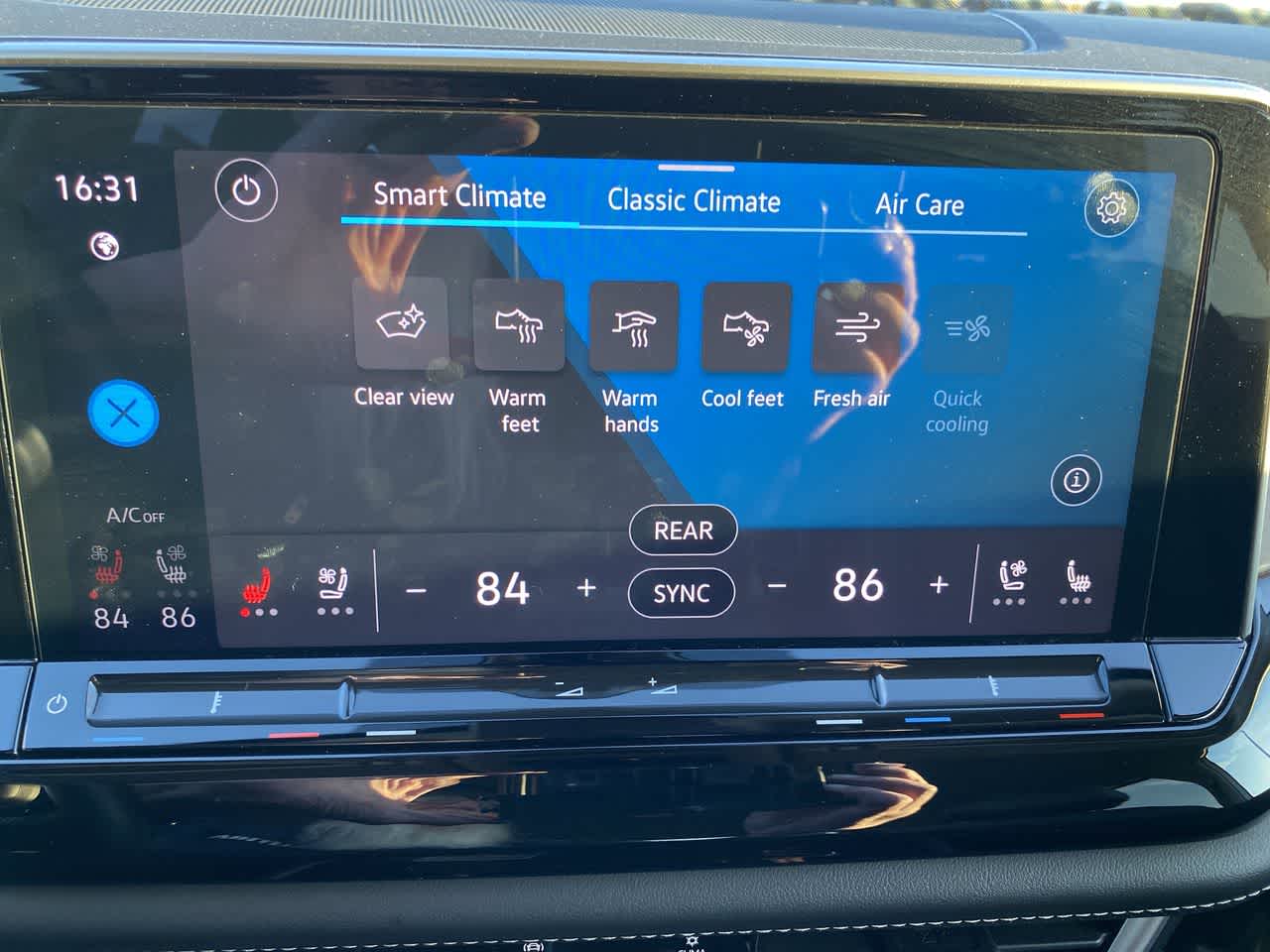 Thumbnail: 2024 Volkswagen Atlas - 19