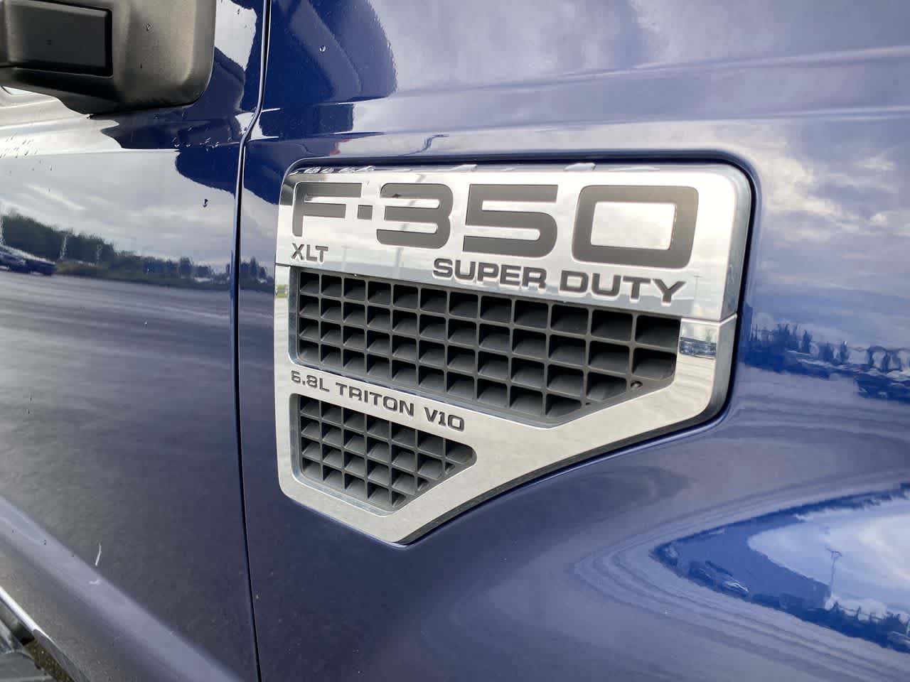Thumbnail: 2009 Ford F-350 - 26