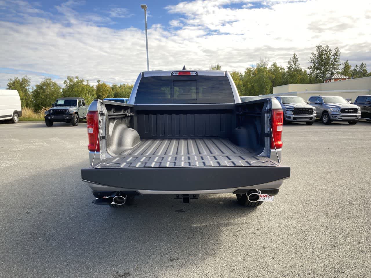 2025 RAM 1500 Laramie 26