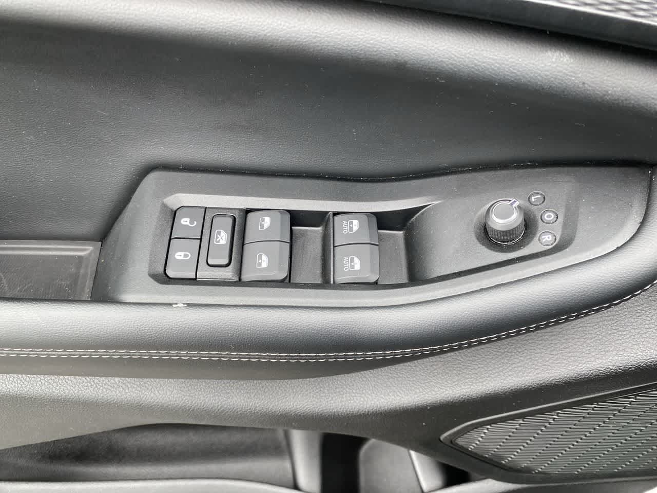 Thumbnail: 2024 Jeep Grand Cherokee L - 19